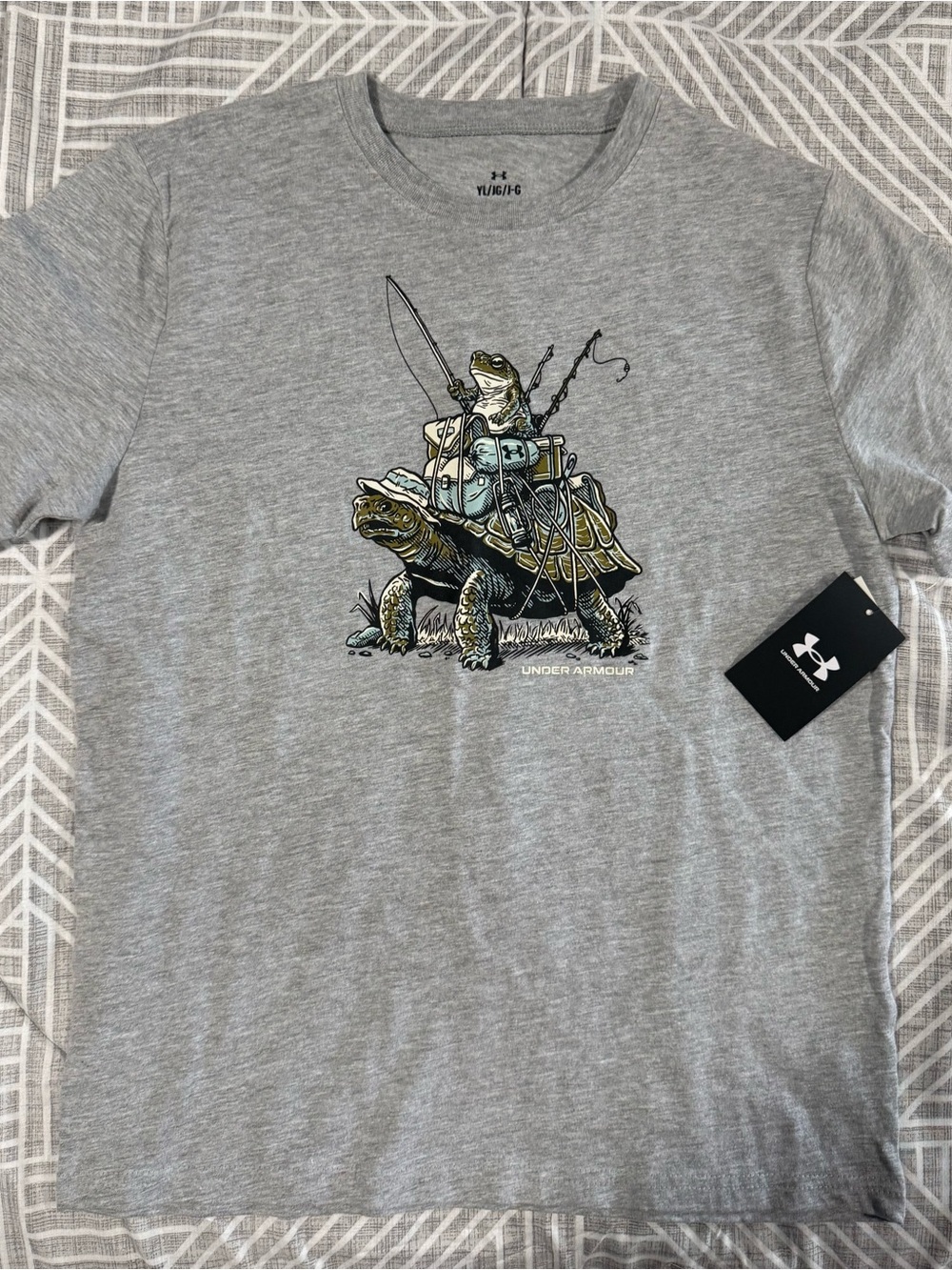 NWT Under Armour Gray Graphic Fishing Turtle Tee